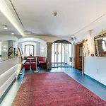 Mondschein Hotel 4*