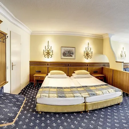 Hotel Mondschein Innsbruck