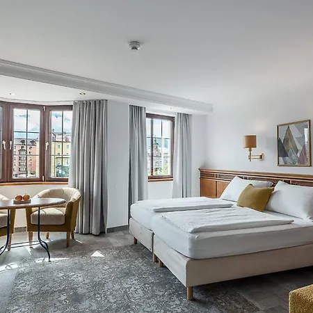 Hotel Mondschein 4*