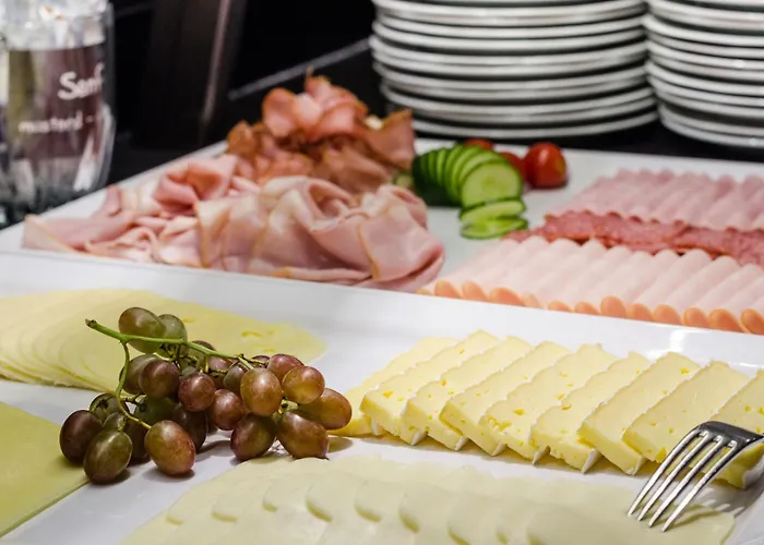 فندق موندشين إنسبروك