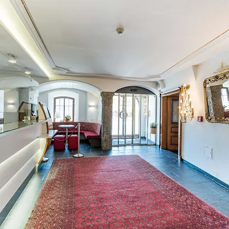 Mondschein Hotel 4*