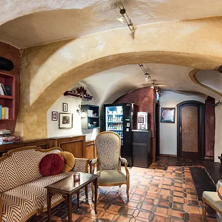Mondschein Hotel 4*