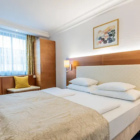 Hotel Mondschein Innsbruck